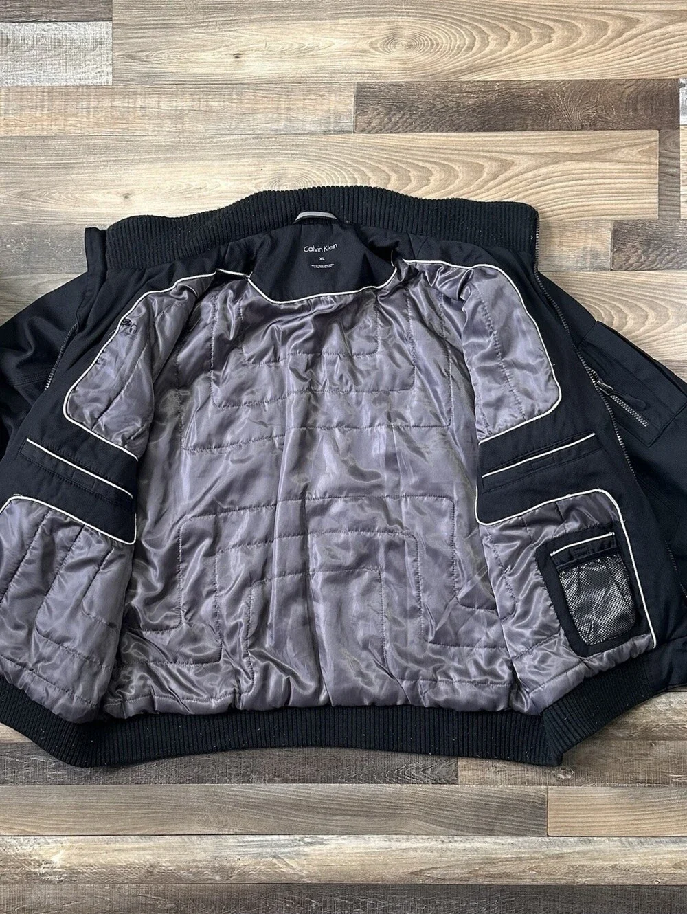 Calvin Klein Men’s XL Black Bomber Jacket Water Resistant Windproof Utility